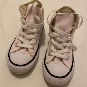 Light pink girls converse